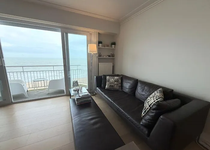 Apartment Bel Air - Spacious 1-bedroom With Sea View T134 Ostend