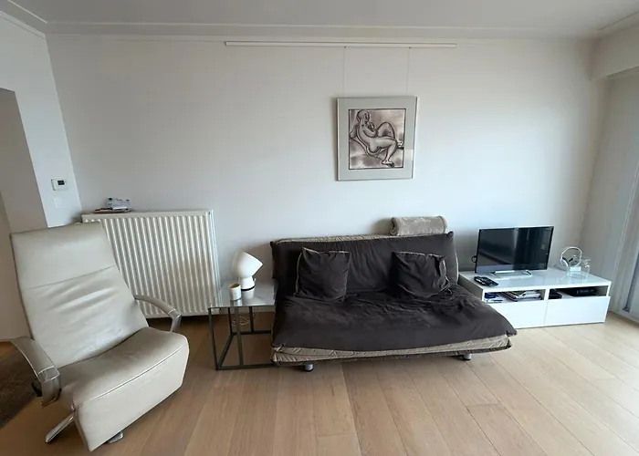 Bel Air - Spacious 1-bedroom With Sea View T134